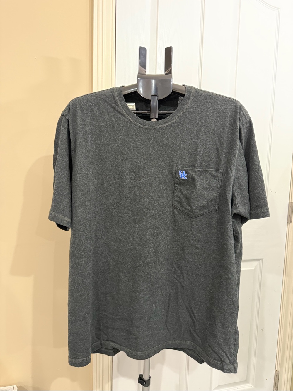 Johnnie-O Heathered Tyler Gray Pocket T-Shirt UK University of Kentucky Men’s XL